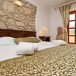 Renoviertes Steinhaus Mit Garten Und Pool Ideal Fuer Ein Erholsamen Urlaub By Interhome