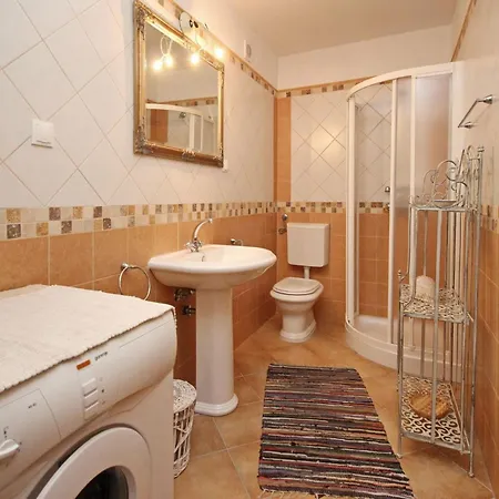 Holiday Home Renoviertes Steinhaus Mit Garten Und Pool Ideal By Interhome Holiday home *