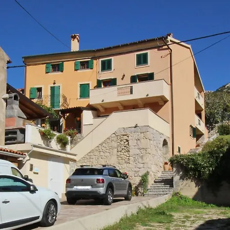 Holiday Home Renoviertes Steinhaus Mit Garten Und Pool Ideal By Interhome Holiday home *