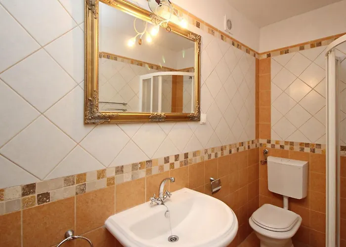 Renoviertes Steinhaus Mit Garten Und Pool Ideal Fuer Ein Erholsamen Urlaub By Interhome