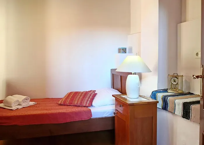Renoviertes Steinhaus Mit Garten Und Pool Ideal Fuer Ein Erholsamen Urlaub By Interhome Semesterbostad
