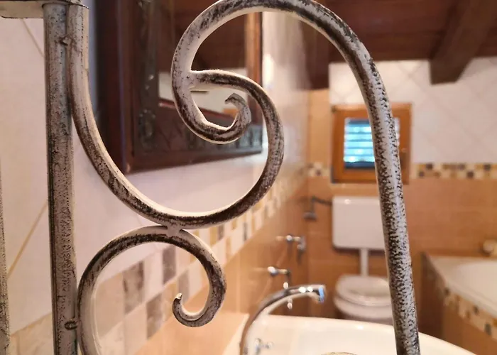 Renoviertes Steinhaus Mit Garten Und Pool Ideal Fuer Ein Erholsamen Urlaub By Interhome *